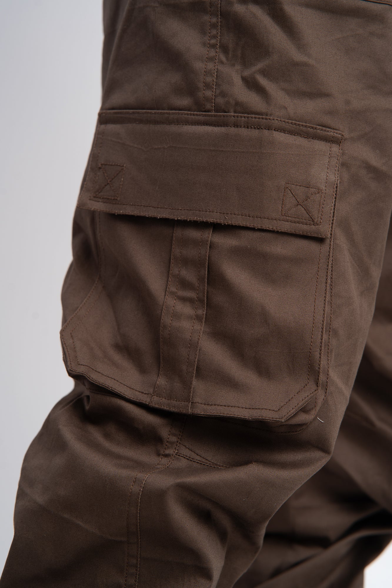 AUSTIN BROWN CARGO PANTS